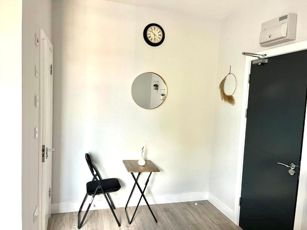 Southall Stays Near Heathrow Ub2 Exteriör bild